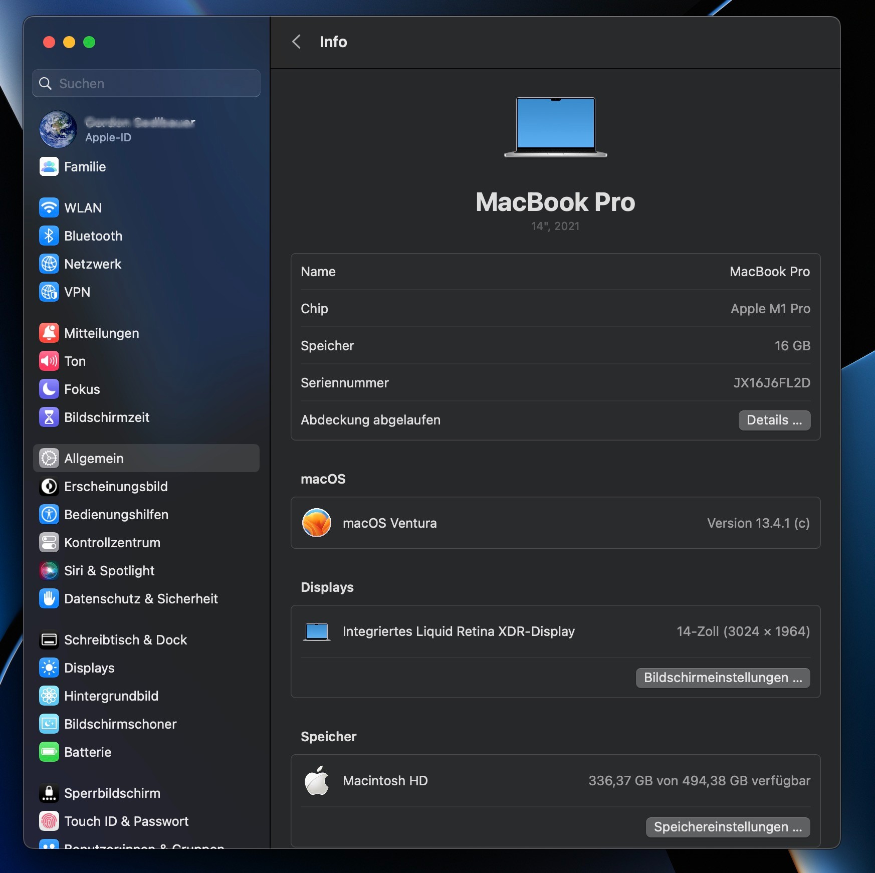Das macOS Ventura Preview-Fenster zeigt alle grundlegenden Details der Version, einschließlich des belegten Speicherplatzes und anderer technischer Daten. Das macOS Ventura Preview-Fenster zeigt alle grundlegenden Details der Version, einschließlich des belegten Speicherplatzes und anderer technischer Daten.