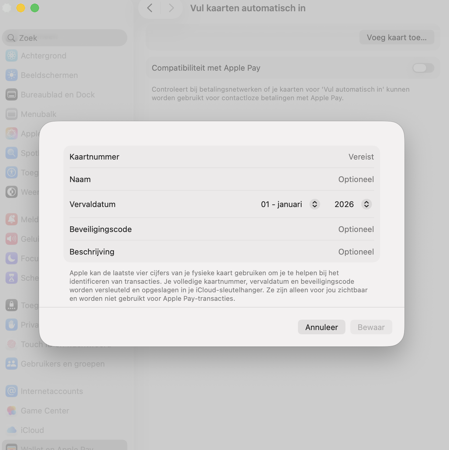 Als je de instellingen voor automatisch invullen van creditcardgegevens wijzigt, kun je creditcardgegevens toevoegen of verwijderen. Als je niet wilt dat een kaart automatisch in Safari wordt ingevuld, verwijder deze dan daar.