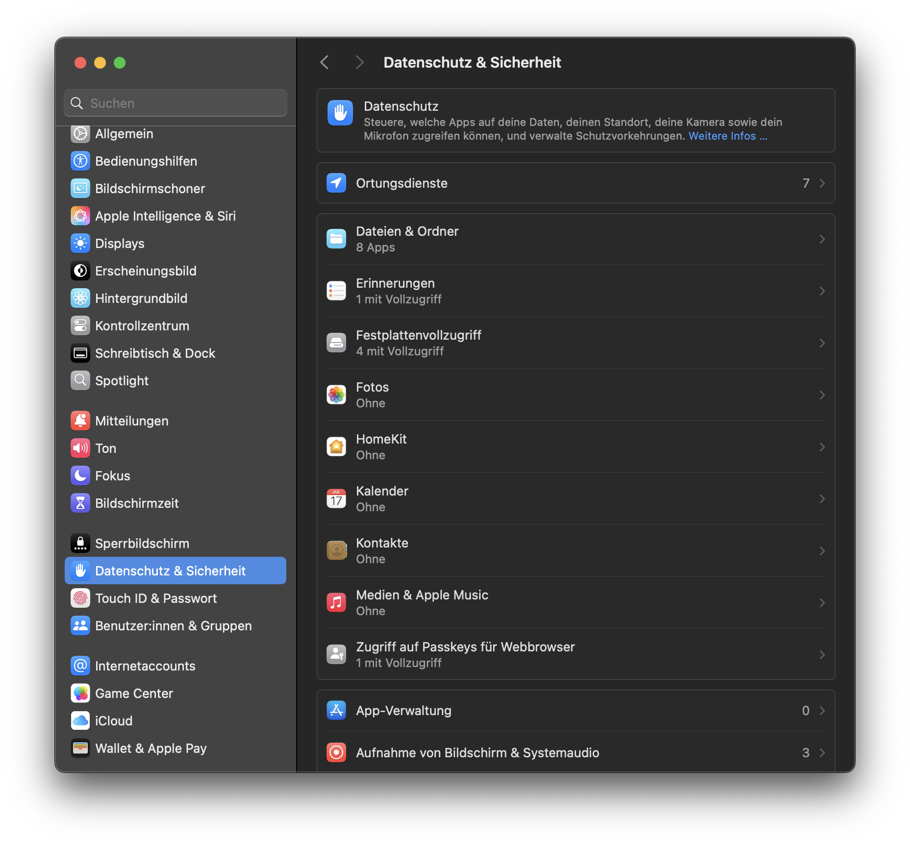 Um die App zu öffnen, wählen Sie die Option Trotzdem öffnen. Wählen Sie in den Systemeinstellungen die Registerkarte Datenschutz & Sicherheit.