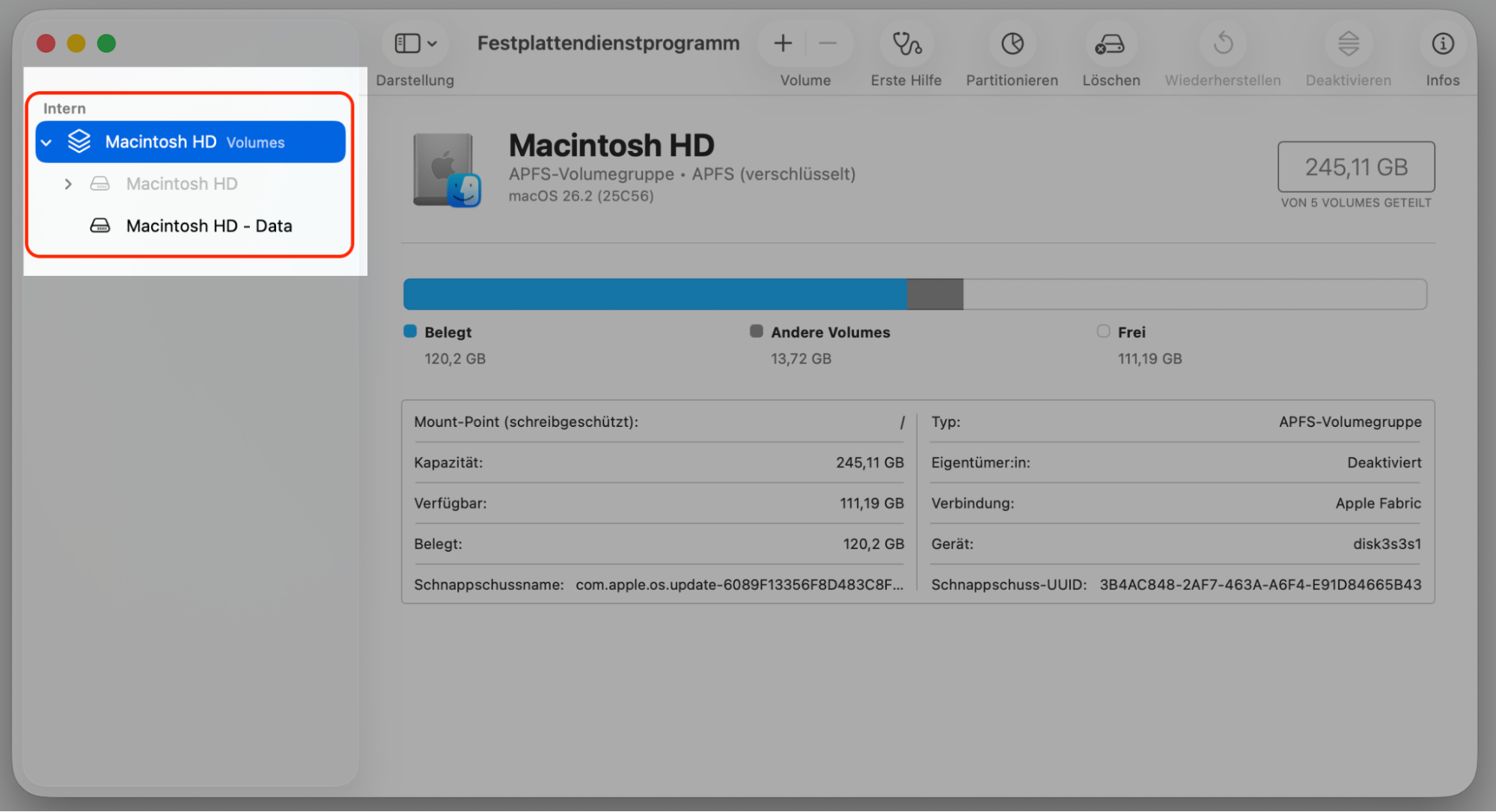 Sobald es geöffnet ist, wählen Sie Ihr Startvolume im linken Bereich, in der Regel Macintosh HD bezeichnet.