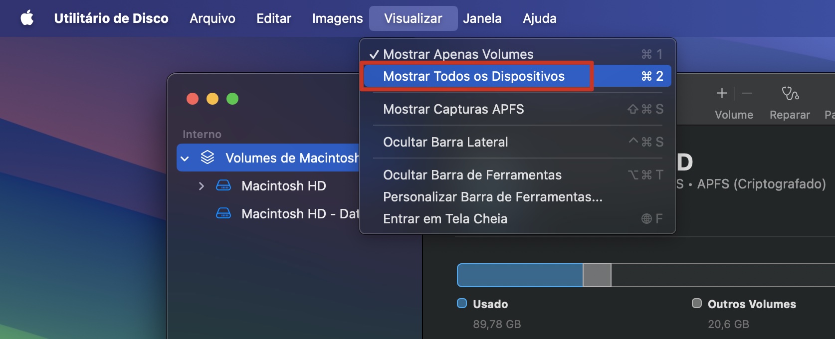 O Utilitário de Disco no Mac exibindo o menu Visualizar. Clique em Mostrar Todos os Dispositivos para ver o disco de inicialização do seu Mac e poder repará-lo.