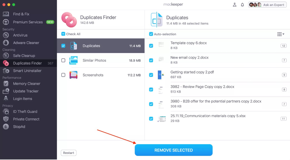 To delete unwanted files, select the Duplicates folder, choose the files to remove, and click Remove Selected.