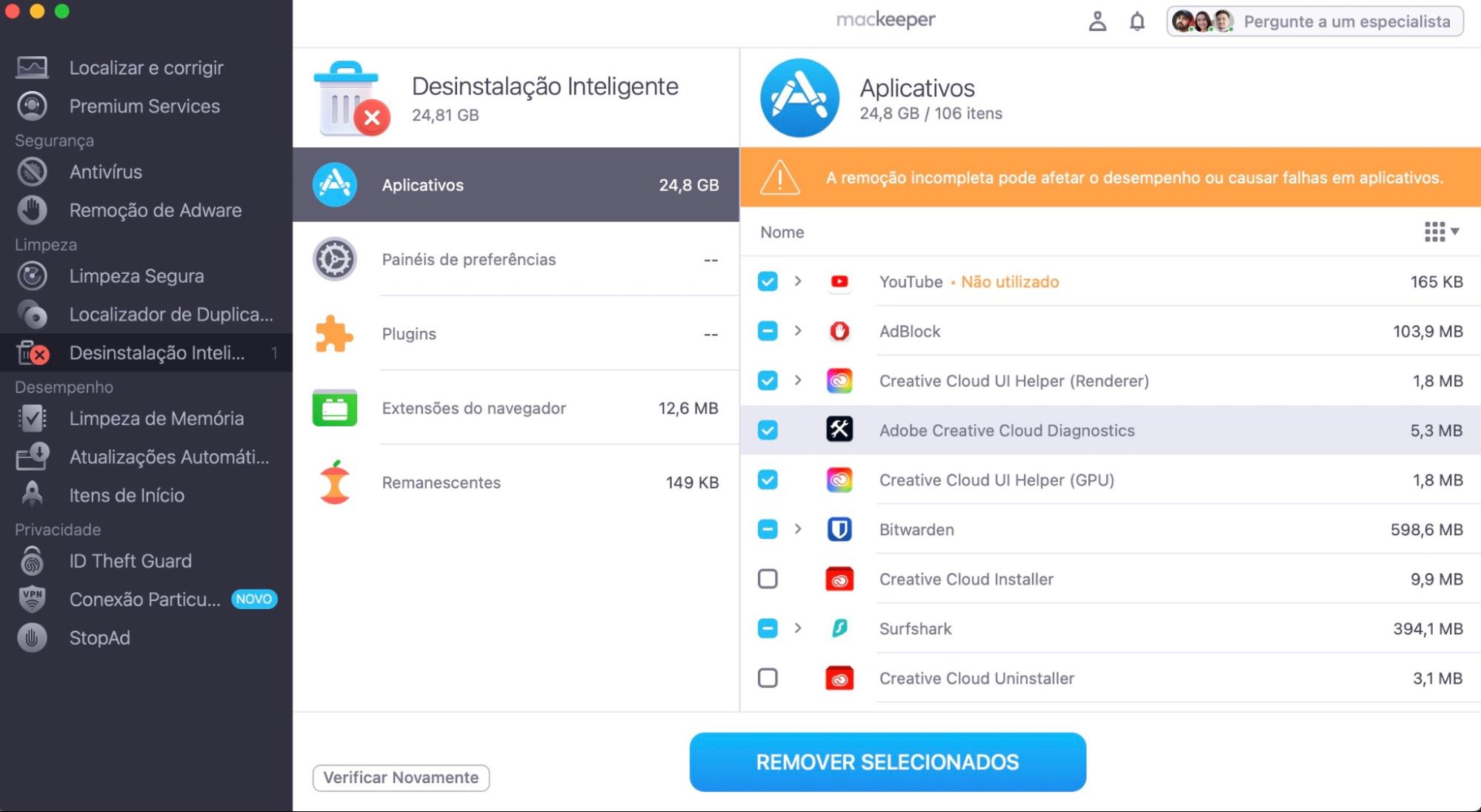 Depois que o MacKeeper terminar a verificação do seu computador, você pode analisar a lista de Aplicativos e marcar os que deseja excluir. Depois de selecionar os aplicativos desejados, clique no botão Remover Selecionados.