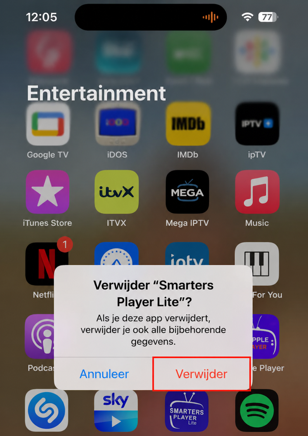 De Appbibliotheek op iPhone en iPad met een app die wordt verwijderd. Tik op Verwijder om te bevestigen dat je de verdachte app wilt verwijderen.