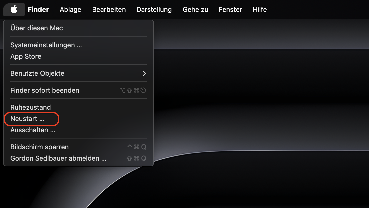 Das Apple-Menü unter macOS Monterey zeigt die Option zum Neustarten Ihres Mac an. Klicken Sie auf Neustart, um den Vorgang zu starten.