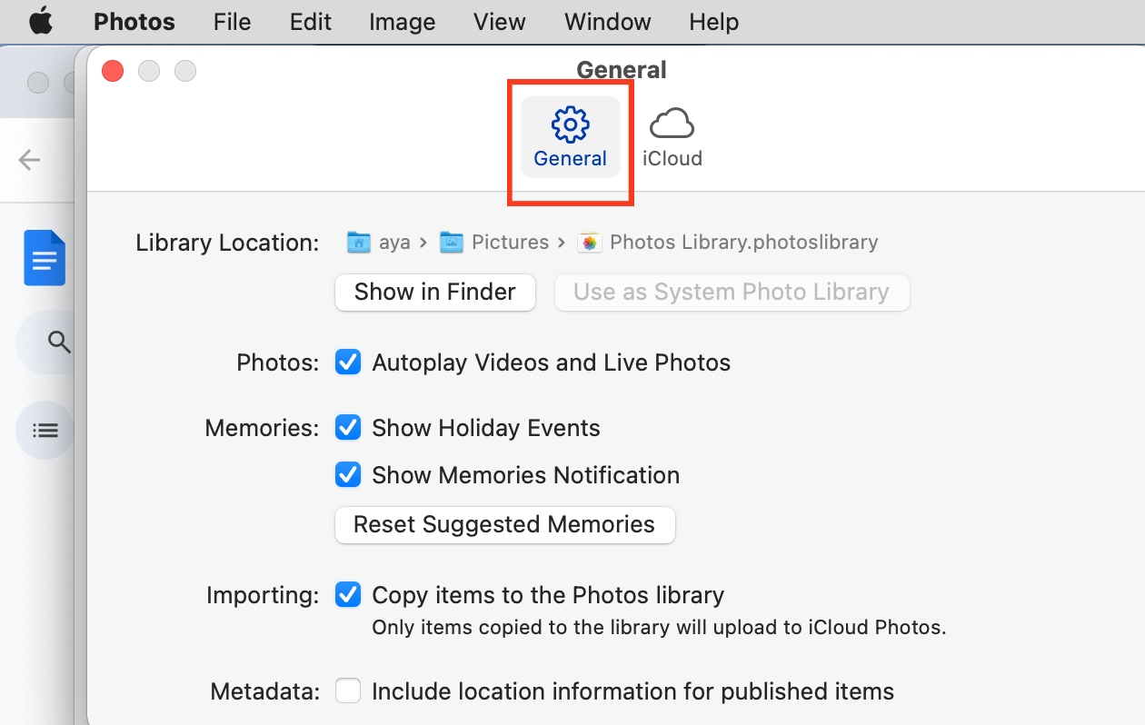 The Photos app General settings are opened on a Mac. Turn off notifications for the Photos app to fix the photoanalysisd process on a Mac.