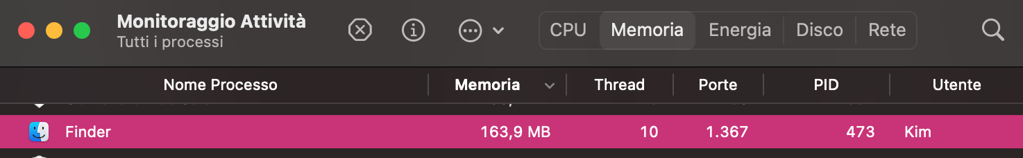 Seleziona tutti i processi relativi a Finder premendo Command + A sulla tastiera del computer. Poi fai clic sull’icona a forma di X: dovrebbe risolvere il problema di Finder non risponde sul tuo Mac.