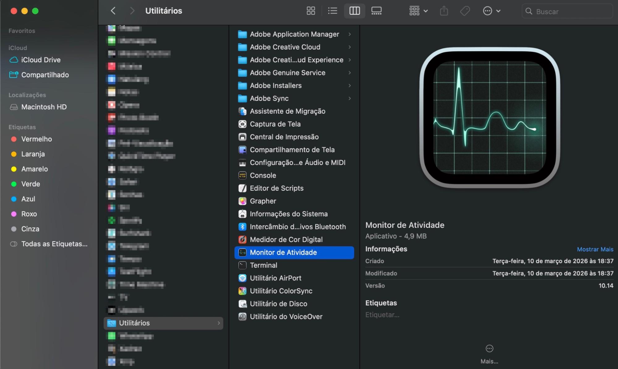 O Monitor de Atividade selecionado, destacado em azul escuro, entre os outros apps na pasta Utilitários do seu Mac, em Aplicativos