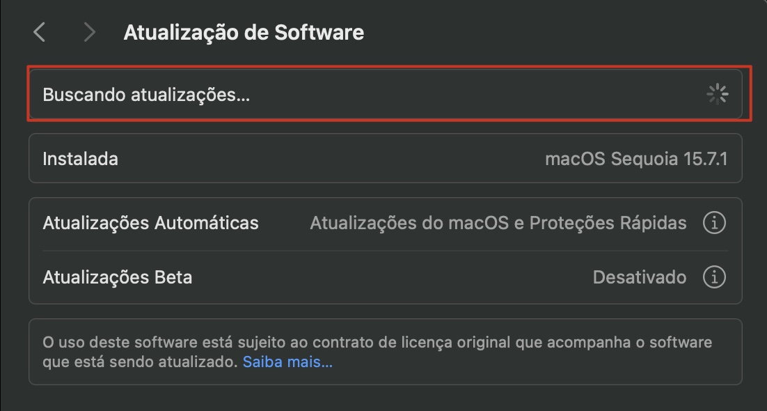 A janela de Atualização de Software aberta mostra o processo de verificação de atualizações em andamento