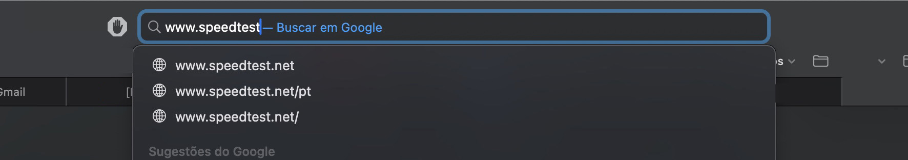 Para monitorar a velocidade da Internet no seu computador Apple, comece abrindo o Safari ou seu navegador preferido e pesquise um site gratuito de teste de velocidade, como Fast.com ou Speedtest.net.