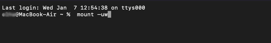 A command window appears in Single-User mode. Enter the command mount –uw / and press Return to reset admin password on a Mac.