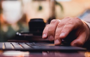 MacBook Schaltet Sich Willkürlich Aus MacBook Schaltet Sich Willkürlich Aus