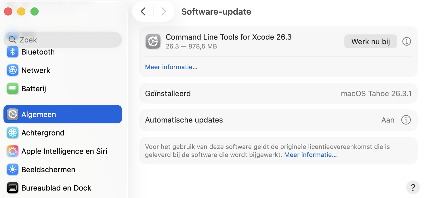 Als je Mac een software-update vindt, klik je op Werk nu bij om het proces te starten. Je moet akkoord gaan met de licentieovereenkomst van Apple, waarna je Mac de software downloadt. Wacht tot de download is voltooid.