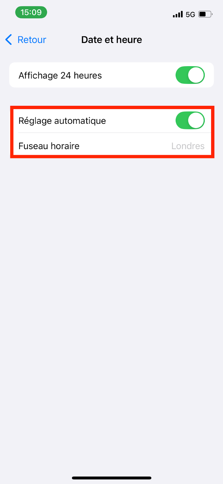 La deuxième étape consiste à laisser le Réglage automatique activé pour faire correspondre l'heure à celle de l'endroit où vous vous trouvez La deuxième étape consiste à laisser le Réglage automatique activé pour faire correspondre l'heure à celle de l'endroit où vous vous trouvez