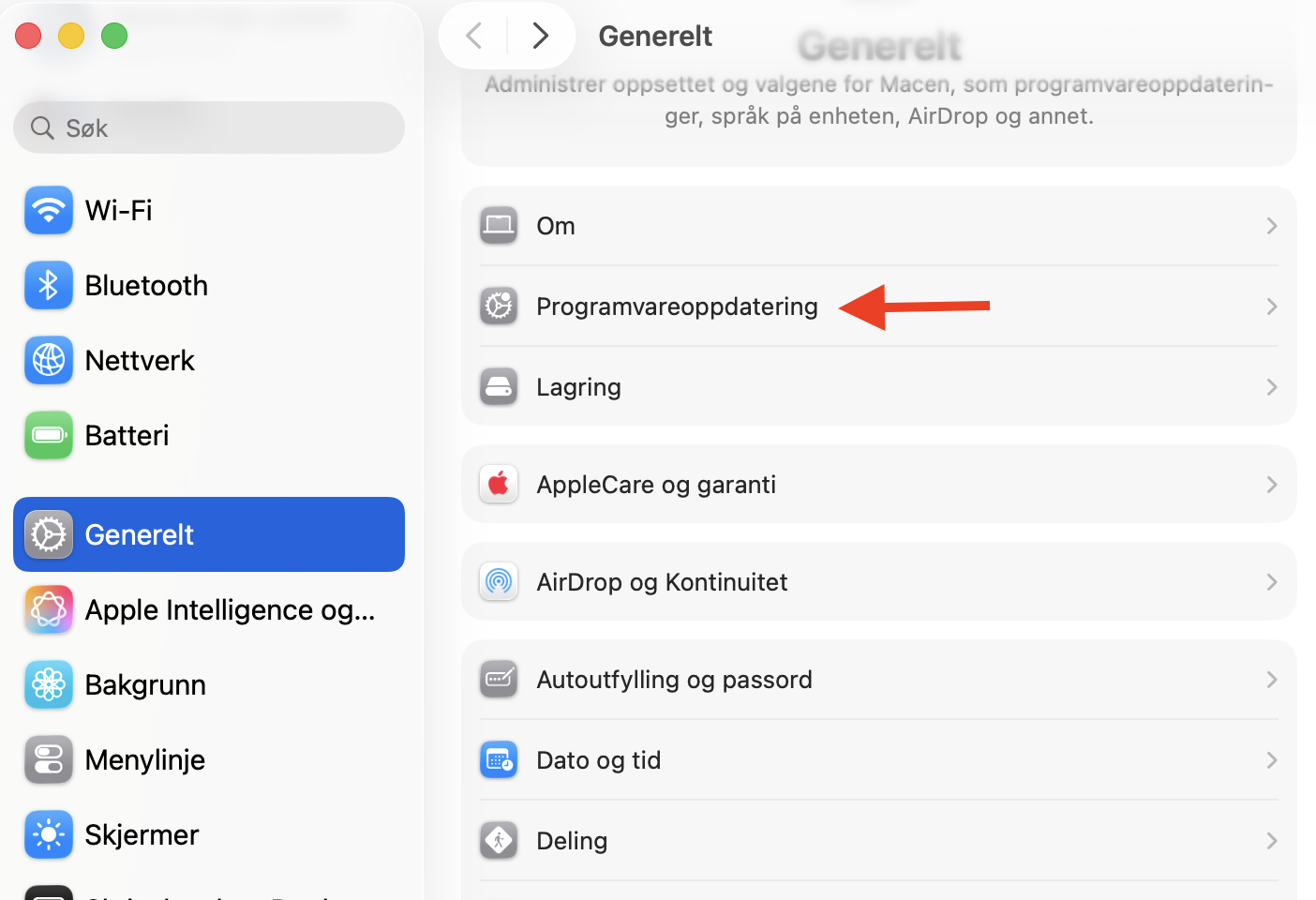 Du må nå navigere fra Generelt for å finne Programvareoppdatering. Det er herfra det blir tydelig om automatiske oppdateringer er aktivert for nettleseren.