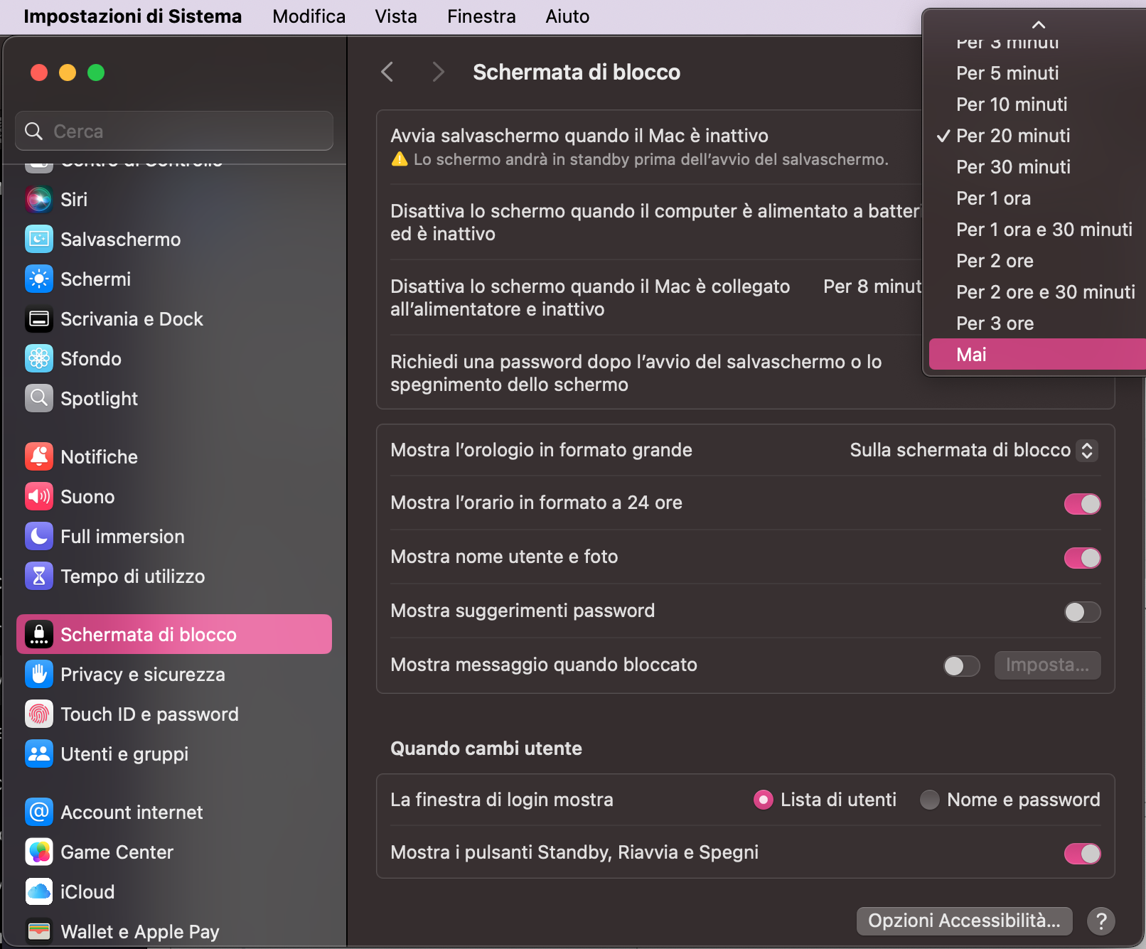 Nelle impostazioni Schermata di blocco del tuo Mac, usa il menu a discesa in Avvia salvaschermo quando il Mac è inattivo e scegli l'opzione Mai.