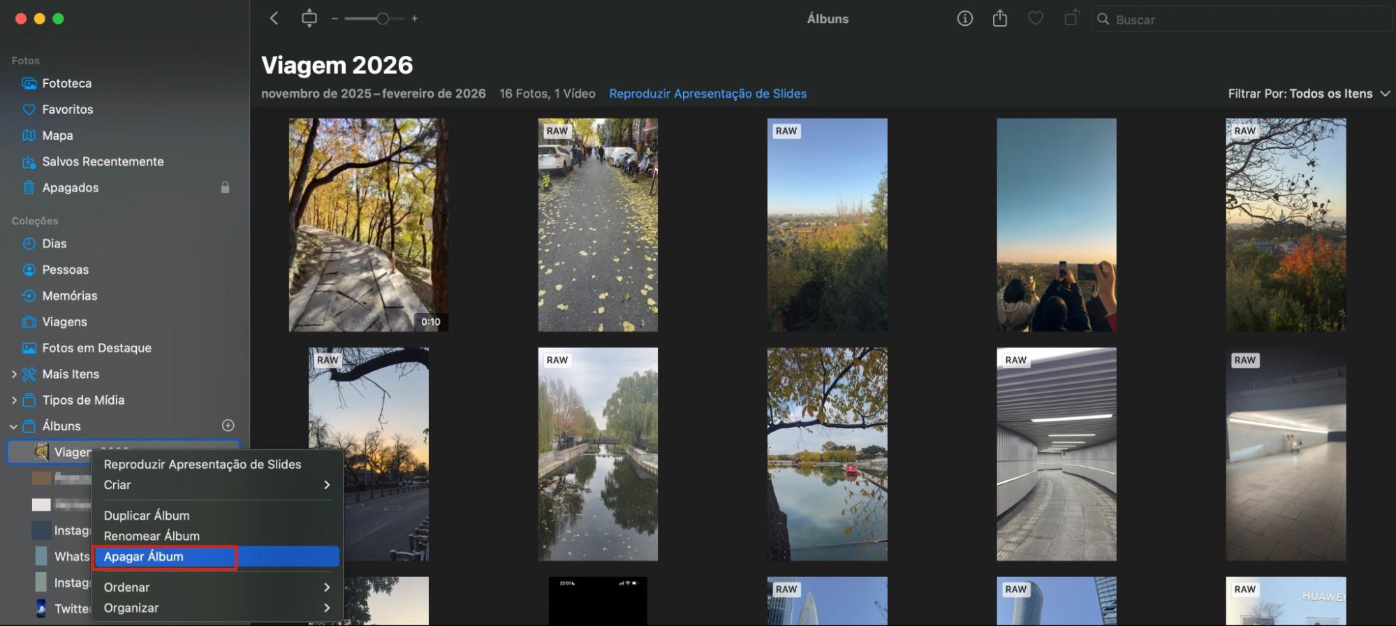 Para remover um álbum inteiro no app Fotos do macOS, abra o Fotos. Selecione o álbum que deseja apagar, clique com o botão direito nele e selecione Apagar Álbum.