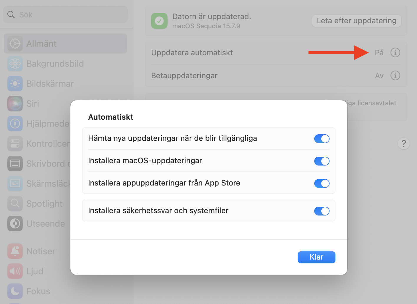 För att se till att din macOS hålls uppdaterad kan du aktivera automatiska uppdateringar. Nu kommer inte bara din macOS hållas uppdaterad, utan även dina installerade appar från App Store, inklusive Safari, kommer automatiskt att uppdateras till den senaste versionen.