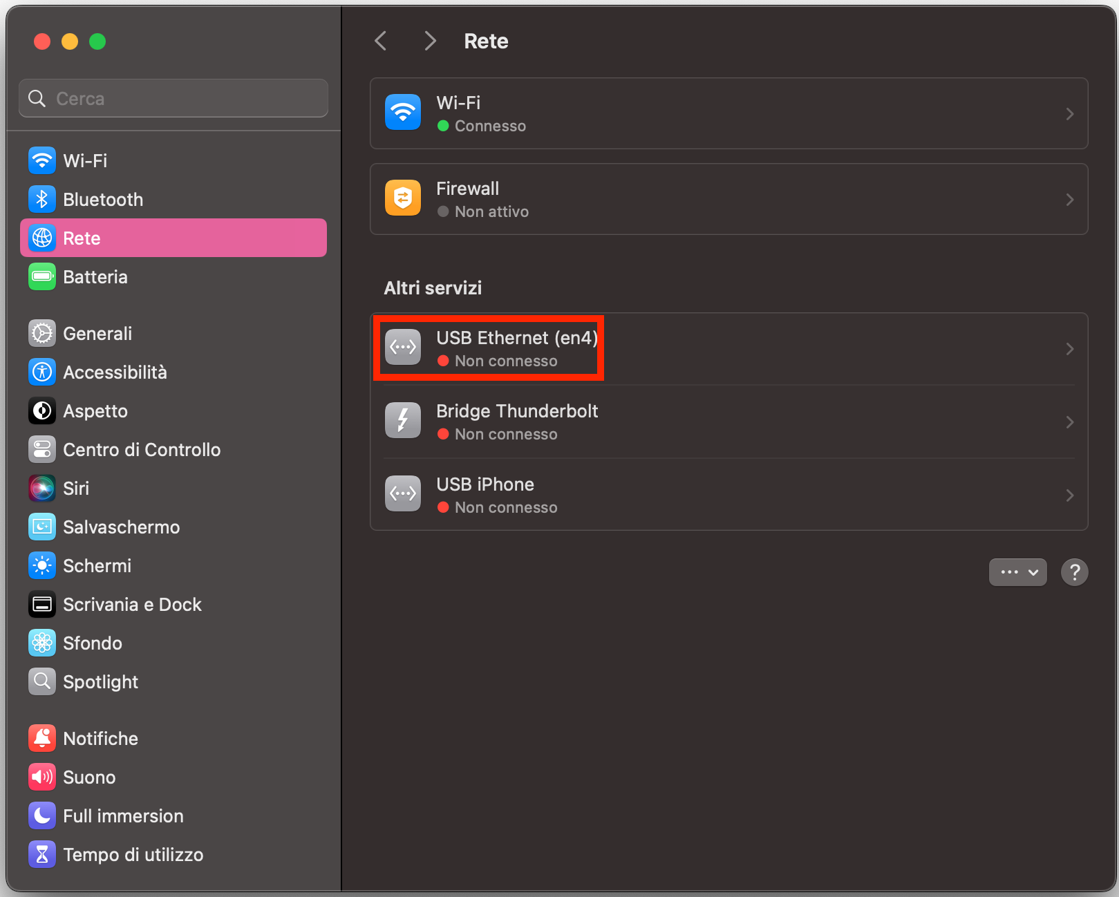 Per usare un cavo Ethernet al posto del Wi-Fi, vai nelle impostazioni di rete e attendi che venga rilevata la connessione Ethernet. Una volta connessa, apri il browser per verificare la connessione.