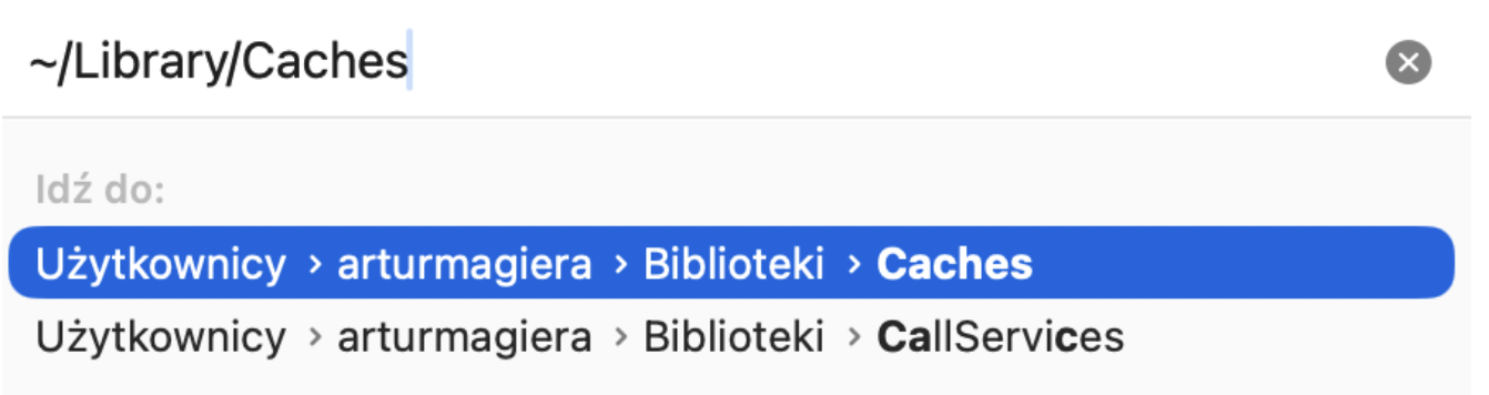 Otwórz folder Caches, wpisując ścieżkę ~/Library/Caches w odpowiednim okienku.