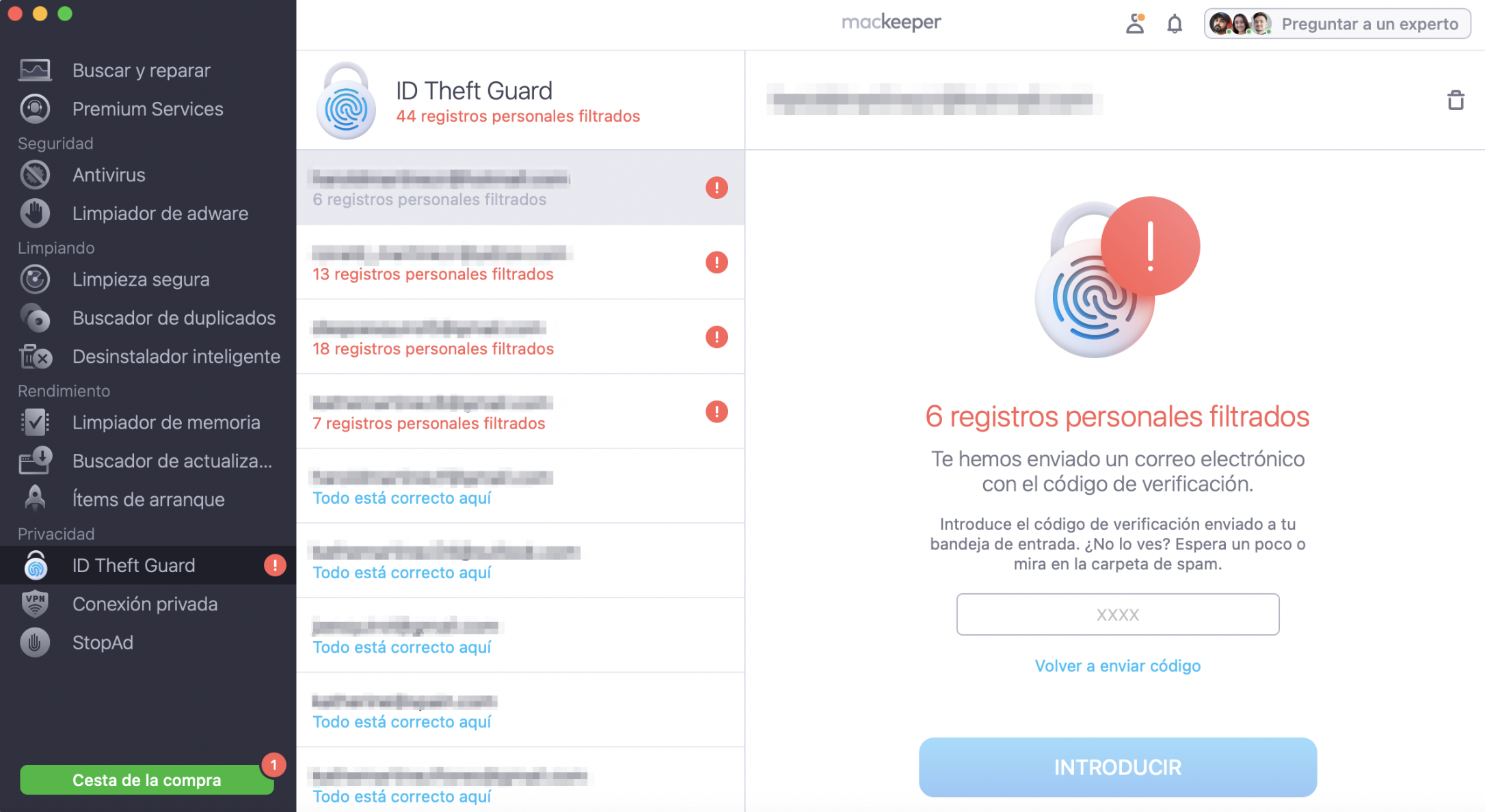 Solo abre la app, selecciona esta herramienta en el menú de la izquierda, añade tu email con el botón + y activa Monitor de vulneración de datos.