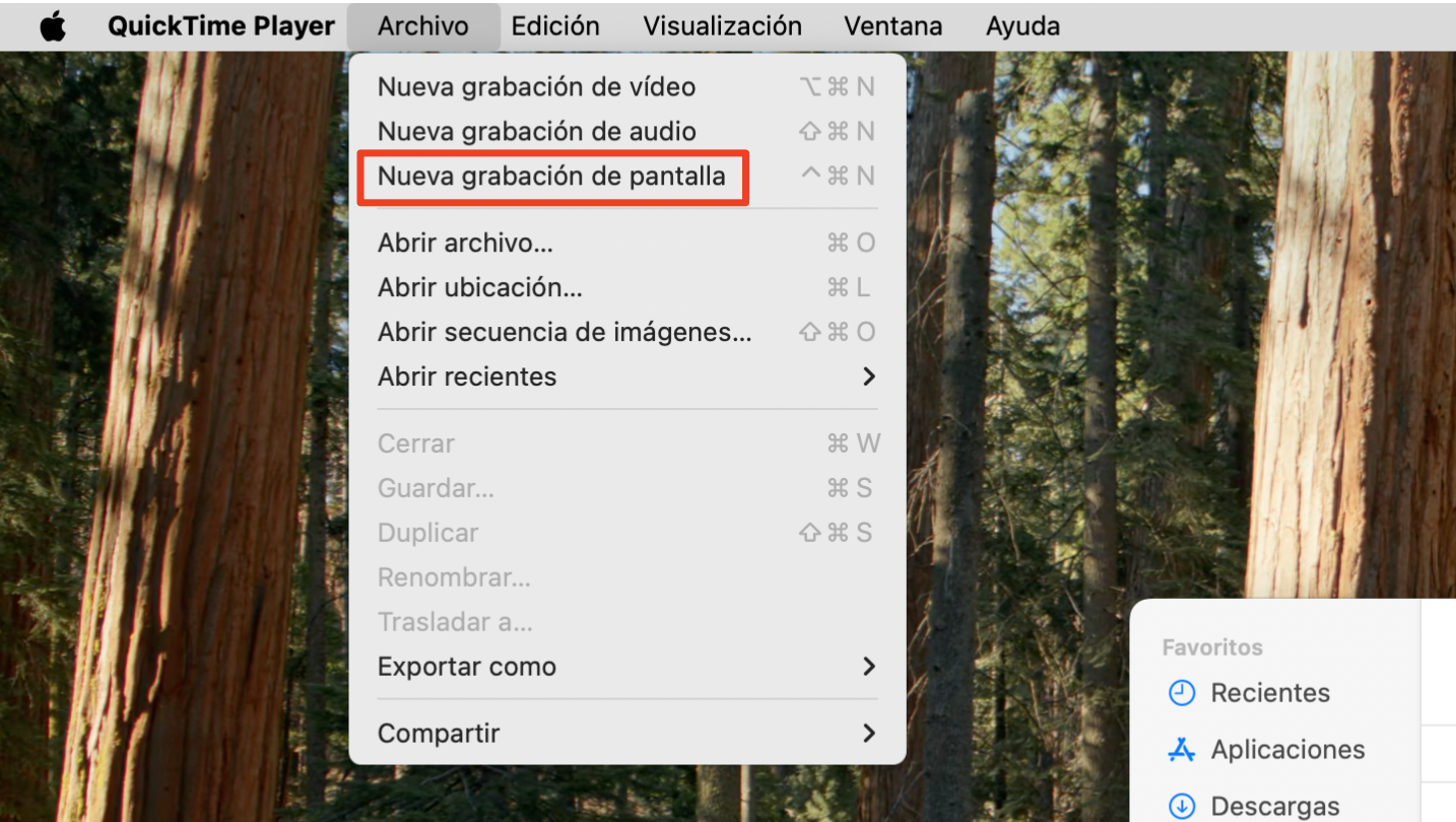 Imagen que muestra la herramienta QuickTime Player de Mac en un Mac. QuickTime Player es una de las herramientas disponibles para grabar vídeos en MacBook. Imagen que muestra la herramienta QuickTime Player de Mac en un Mac. QuickTime Player es una de las herramientas disponibles para grabar vídeos en MacBook.