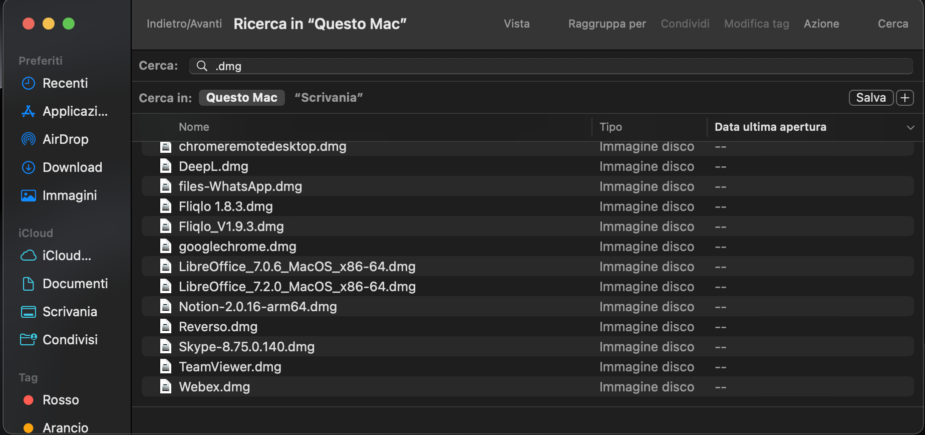 Nella casella di ricerca digita .zip o .dmg per cercare immagini disco e file di archivio sul disco del tuo Mac. Questo ti aiuterà a individuare e rimuovere facilmente immagini disco e file di archivio indesiderati.