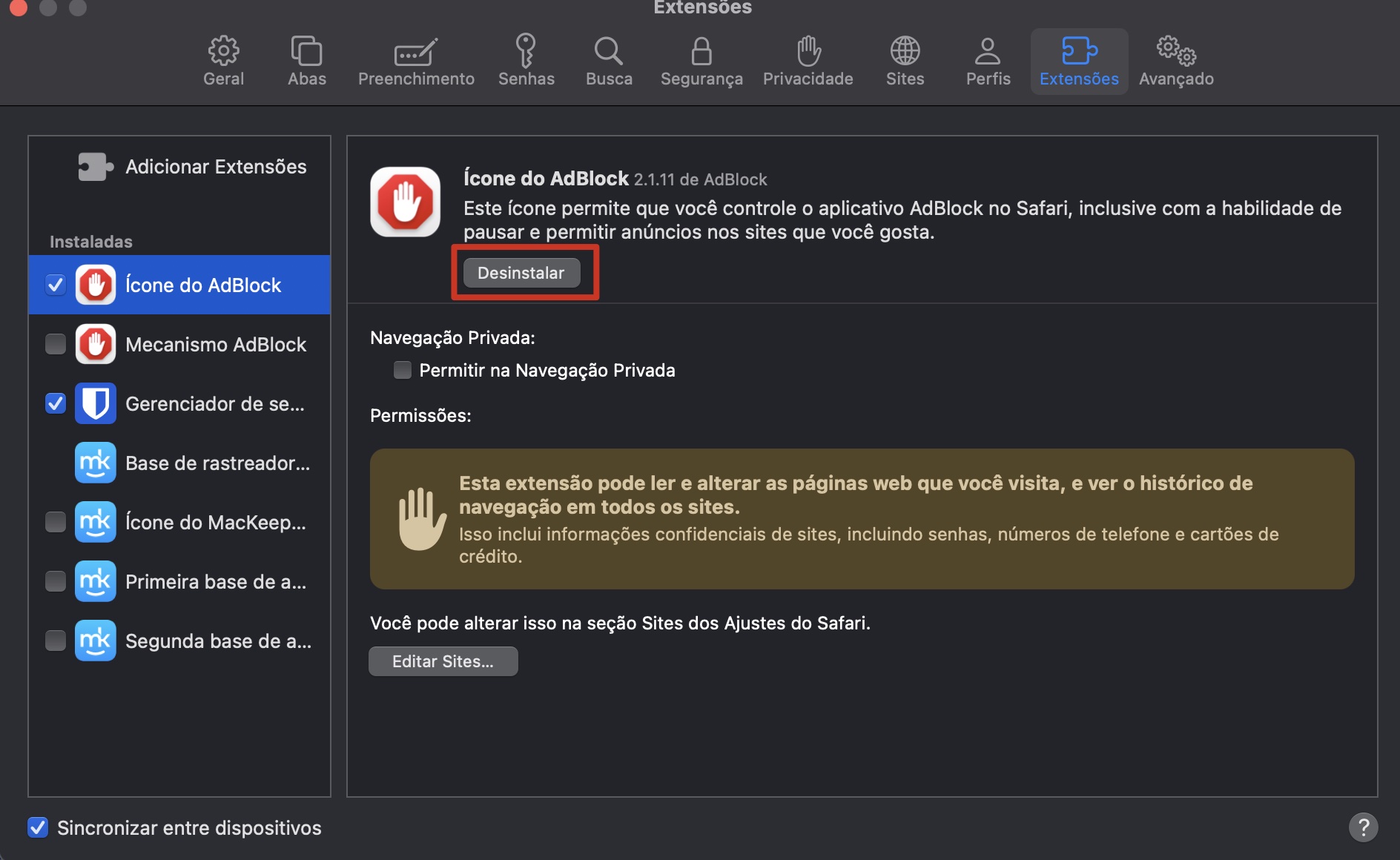 Em seguida, é hora de verificar suas extensões do Safari. Abra a área Extensões nas configurações do Safari, examine as extensões instaladas e clique em Desinstalar em qualquer uma que desejar remover.