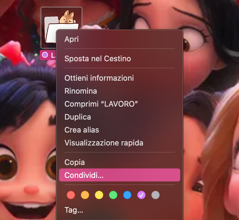 Il menu contestuale su Mac mostra l’opzione Condividi. Per trasferire un file con AirDrop da un Mac all’altro, fai clic su Condividi per inviarlo al nuovo Mac.
