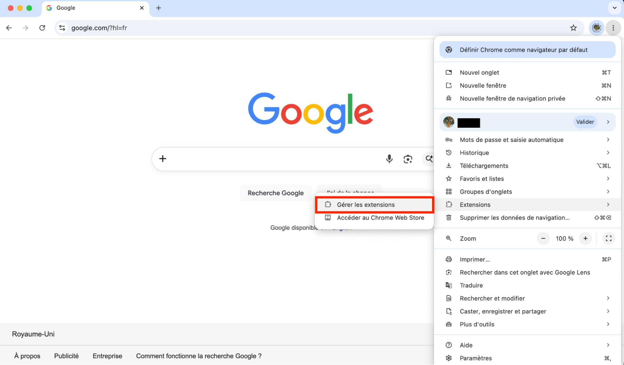 Chrome, avec le menu principal ouvert et l’onglet Gérer les extensions mis en surbrillance. Comment supprimer des extensions : guide pour bloquer les fausses alertes McAfee sur Mac.
