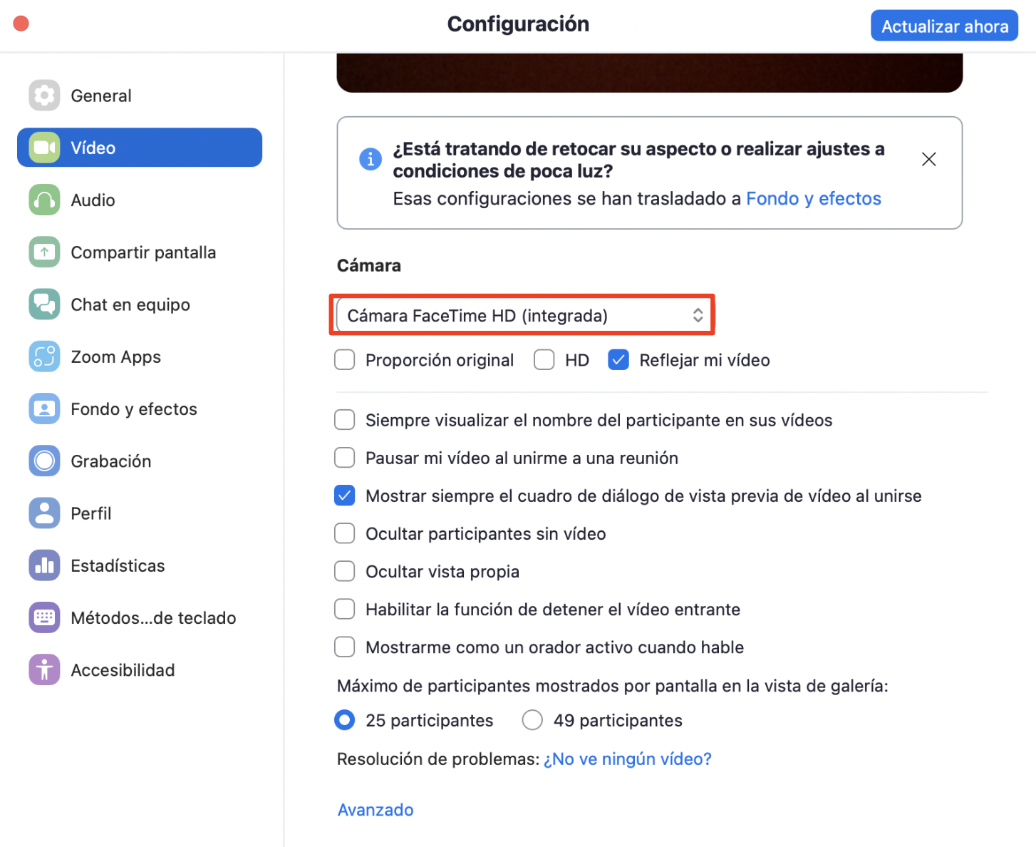 Haz clic en Vídeo para cambiar la configuración. Asegúrate de que está seleccionada la cámara correcta y de que no está seleccionada la opción «Detener mi vídeo al entrar en una reunión». Haz clic en Vídeo para cambiar la configuración. Asegúrate de que está seleccionada la cámara correcta y de que no está seleccionada la opción «Detener mi vídeo al entrar en una reunión».