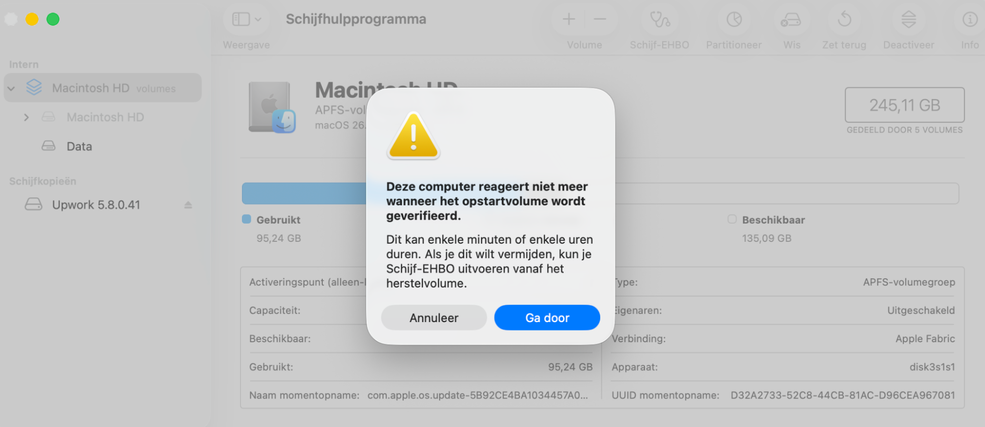 U ziet nog een waarschuwingsmelding over hoe lang het kan duren om Eerste Hulp uit te voeren. Zorg ervoor dat u uw werk hebt opgeslagen en klik op de knop Ga door.