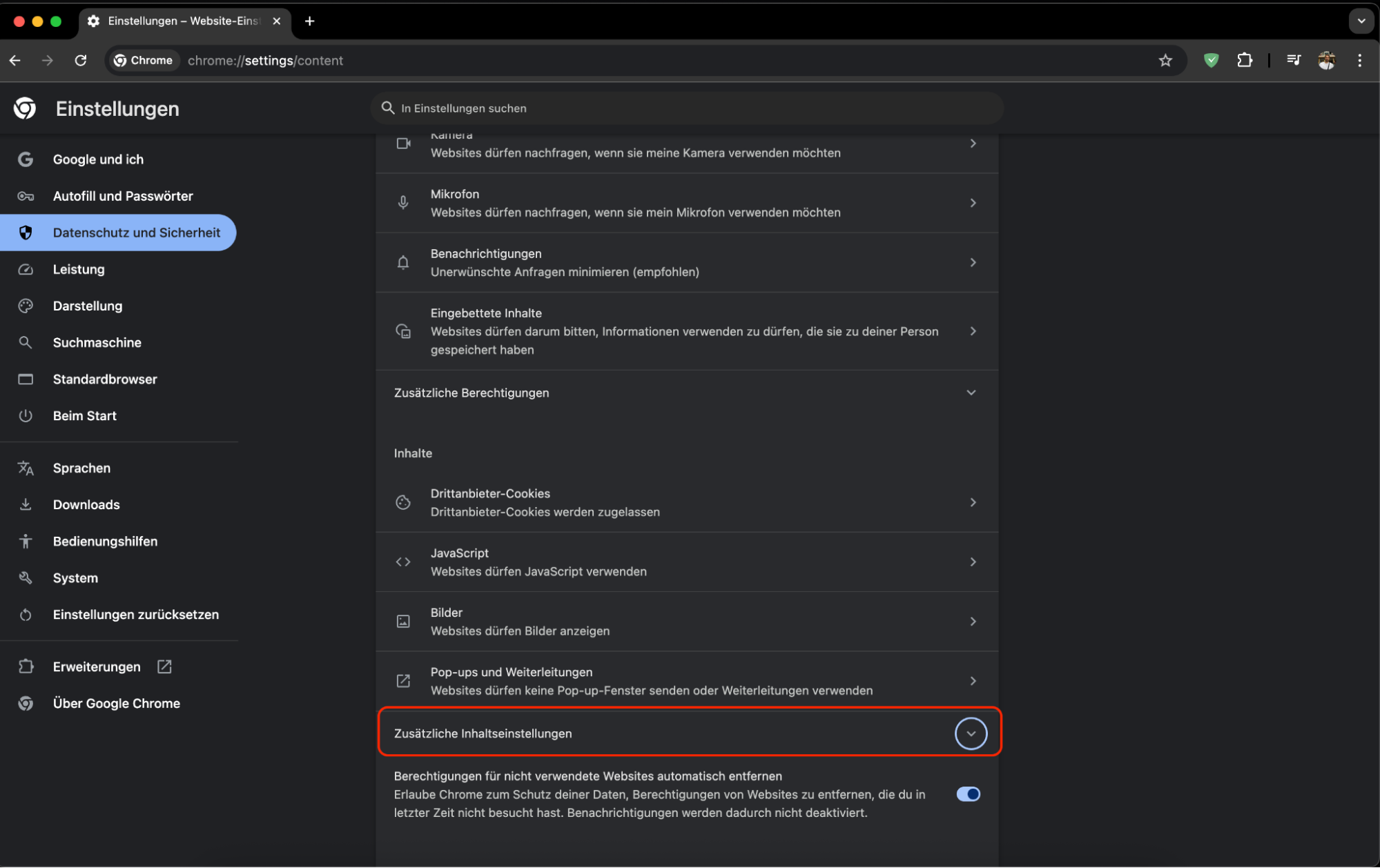 In den Google Chrome-Einstellungen können Sie nach unten scrollen und die erweiterten Einstellungen aufrufen. Klicken Sie darauf und wählen Sie anschließend Inhaltseinstellungen.