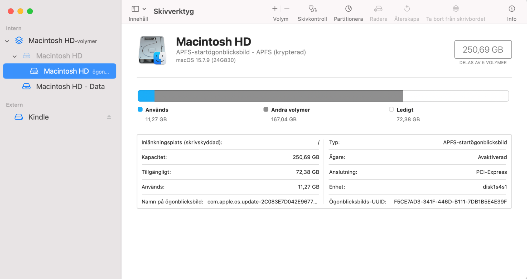 Öppna appen Skivverktyg från Appar > Verktyg. Detta verktyg visar dig en lista över alla interna och externa enheter som för närvarande är anslutna till din Mac.