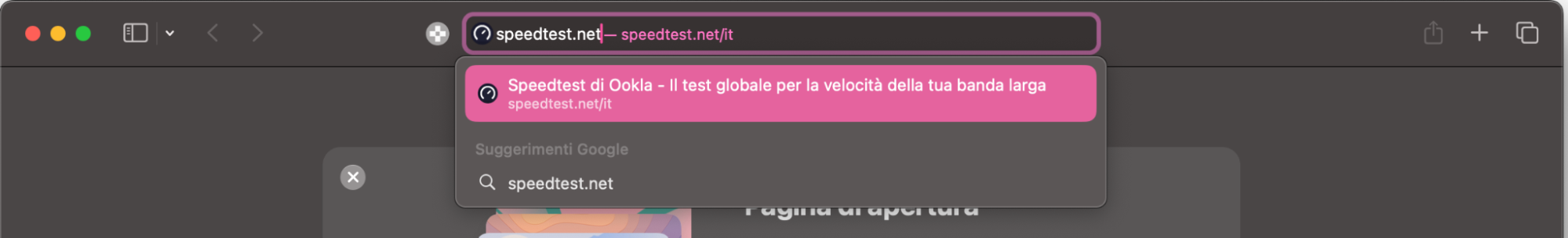 Per monitorare la velocità di internet sul tuo computer Apple, apri Safari o un altro browser e cerca un sito gratuito per testare la connessione, come Fast.com o Speedtest.net.