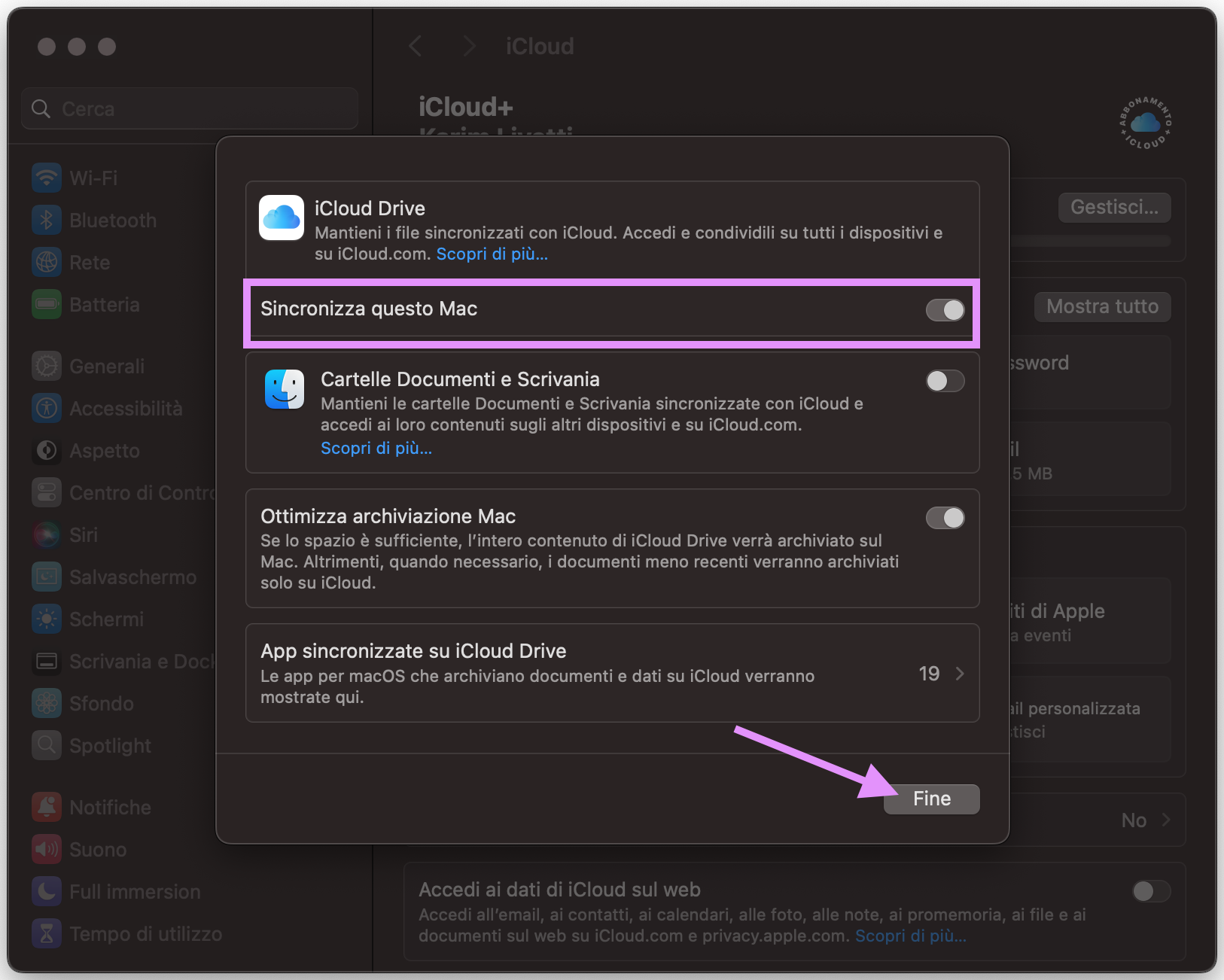 Impostazioni di Sistema su Mac mostra le opzioni di iCloud Drive. Imposta le tue preferenze, poi fai clic su Fine per spostare i file da un Mac all’altro con lo spazio di archiviazione iCloud.