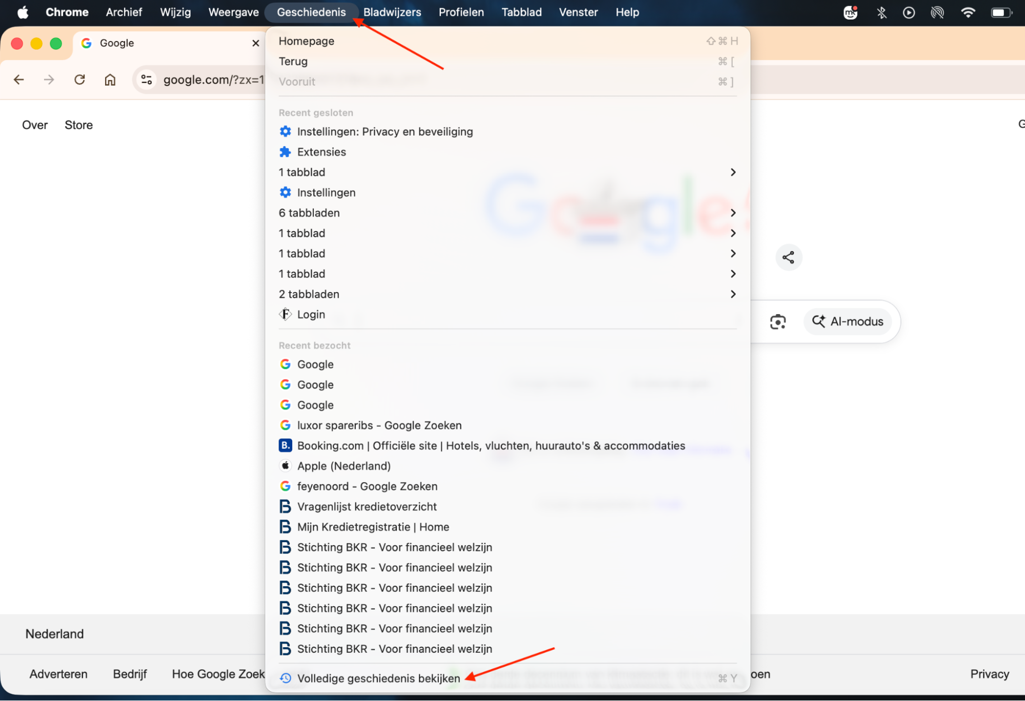 Google Chrome op de Mac toont het menu Geschiedenis. Klik op Volledige geschiedenis weergeven om je Google Chrome-cachebestanden te wissen.