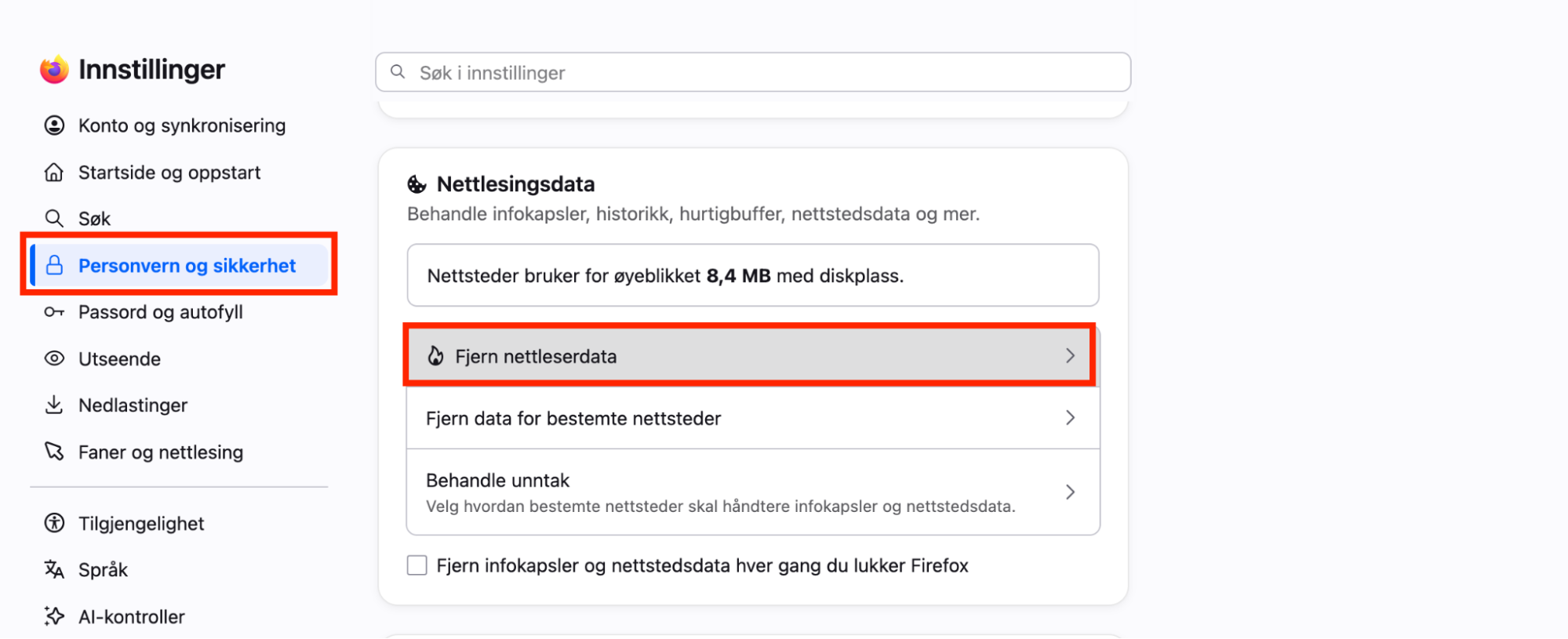 Slik tømmer du nettleserdata i Firefox ved å åpne Personvern og sikkerhet i innstillingene og velge alternativet Tøm.