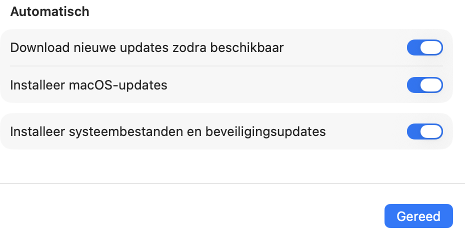 Zodra je toegang hebt tot  Automatische updates op je Mac, zorg je ervoor dat je de vereiste schakelaars inschakelt om je apparaat altijd up-to-date te houden.