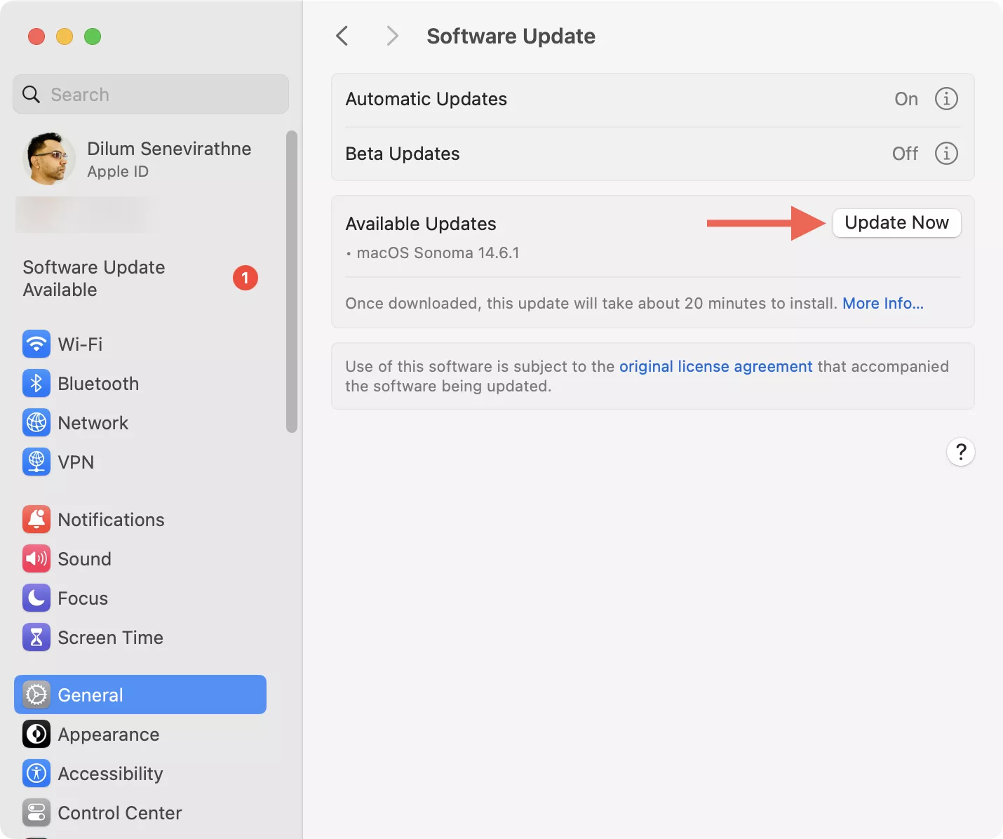The System Settings app screenshot that demonstrates how to install pending macOS updates on a Mac during WindowServer high memory usage troubleshooting.