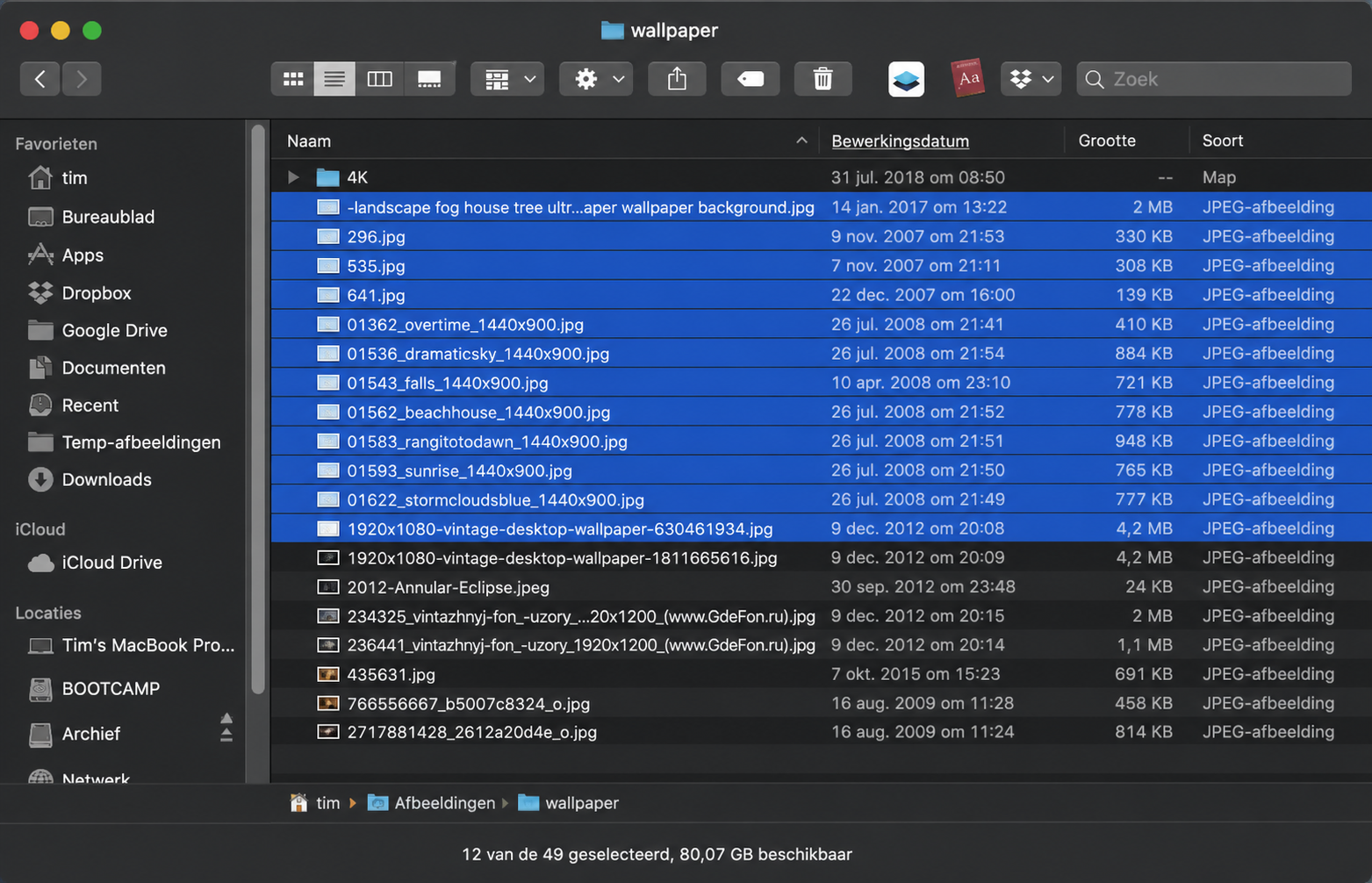 Converteer je afbeeldingen in batches in Finder door ze te selecteren en te kiezen om ze te openen met Voorvertoning. Hier heb je dan alle opties die je nodig hebt om je foto’s succesvol te converteren.