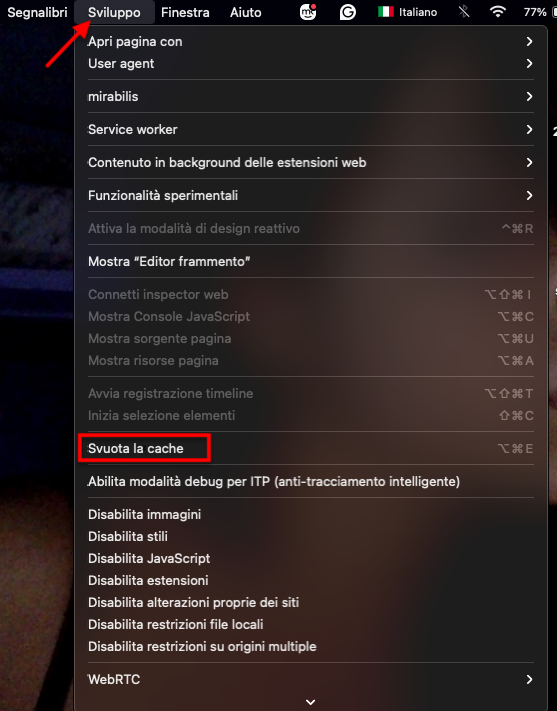 Il menu Sviluppo all'interno di Safari su Mac. Selezionando l'opzione Svuota cache, è possibile cancellare i file di cache esistenti e liberare spazio su Mac.