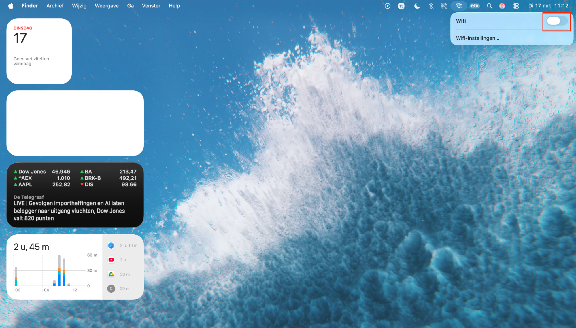 Schakel wifi uit in de menubalk om energie op je Mac te besparen.