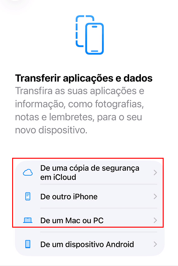 O processo de configuração no iPhone mostrando a tela Transferir aplicações e dados. Selecione sua preferência para restaurar seu dispositivo de um backup anterior.
