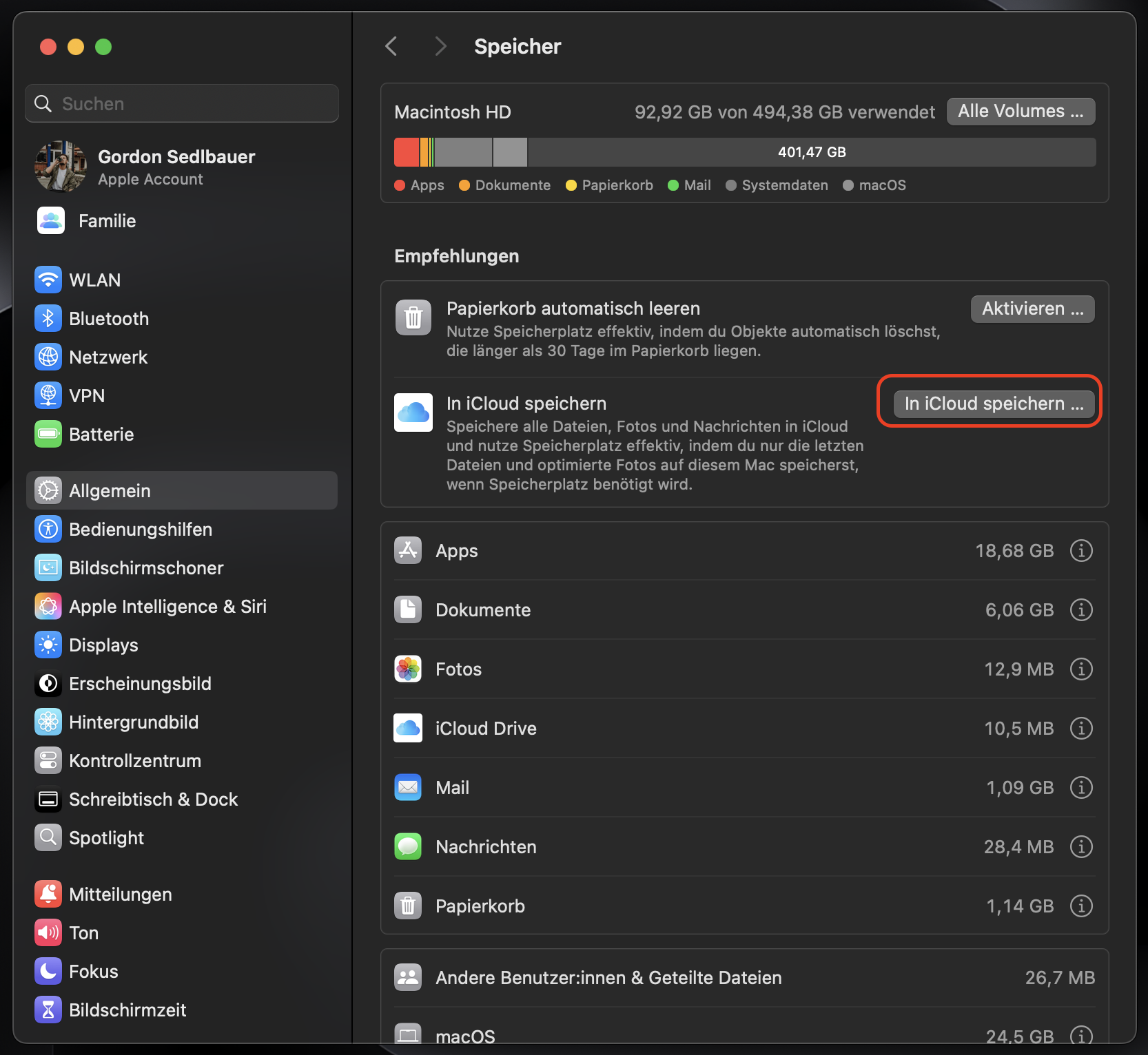 Verwenden Sie iCloud, um den Speicherplatz Ihres Mac zu optimieren. Navigieren Sie wie oben beschrieben zu Empfehlungen und klicken Sie unter Empfehlungen auf die Schaltfläche In iCloud speichern.