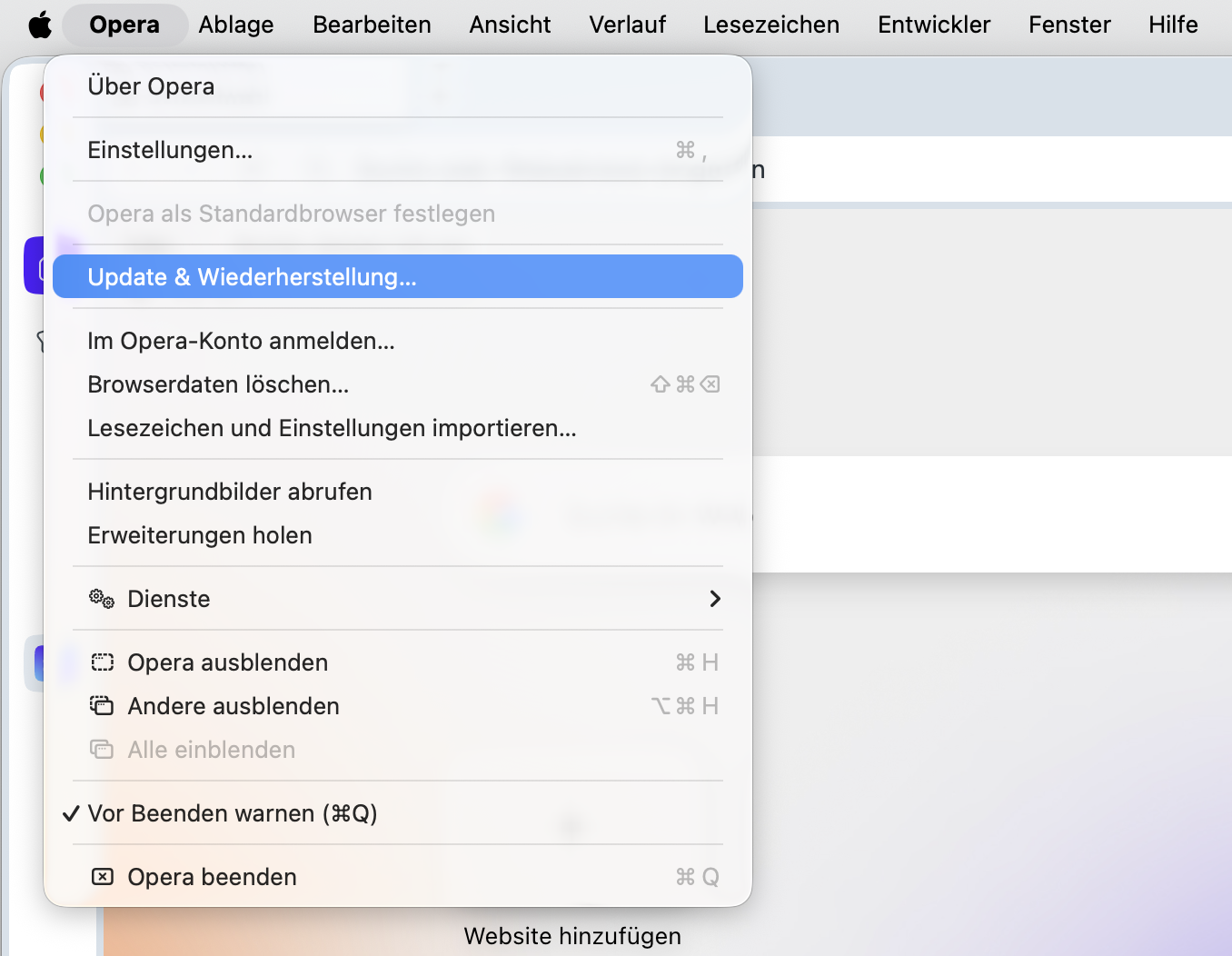 Opera für Mac mit geöffnetem Opera-Menü und hervorgehobener Option Update & Wiederherstellung. So setzen Sie Opera zurück, als Teil einer Anleitung, wie man gefälschte McAfee-Pop-ups auf dem Mac blockieren kann.