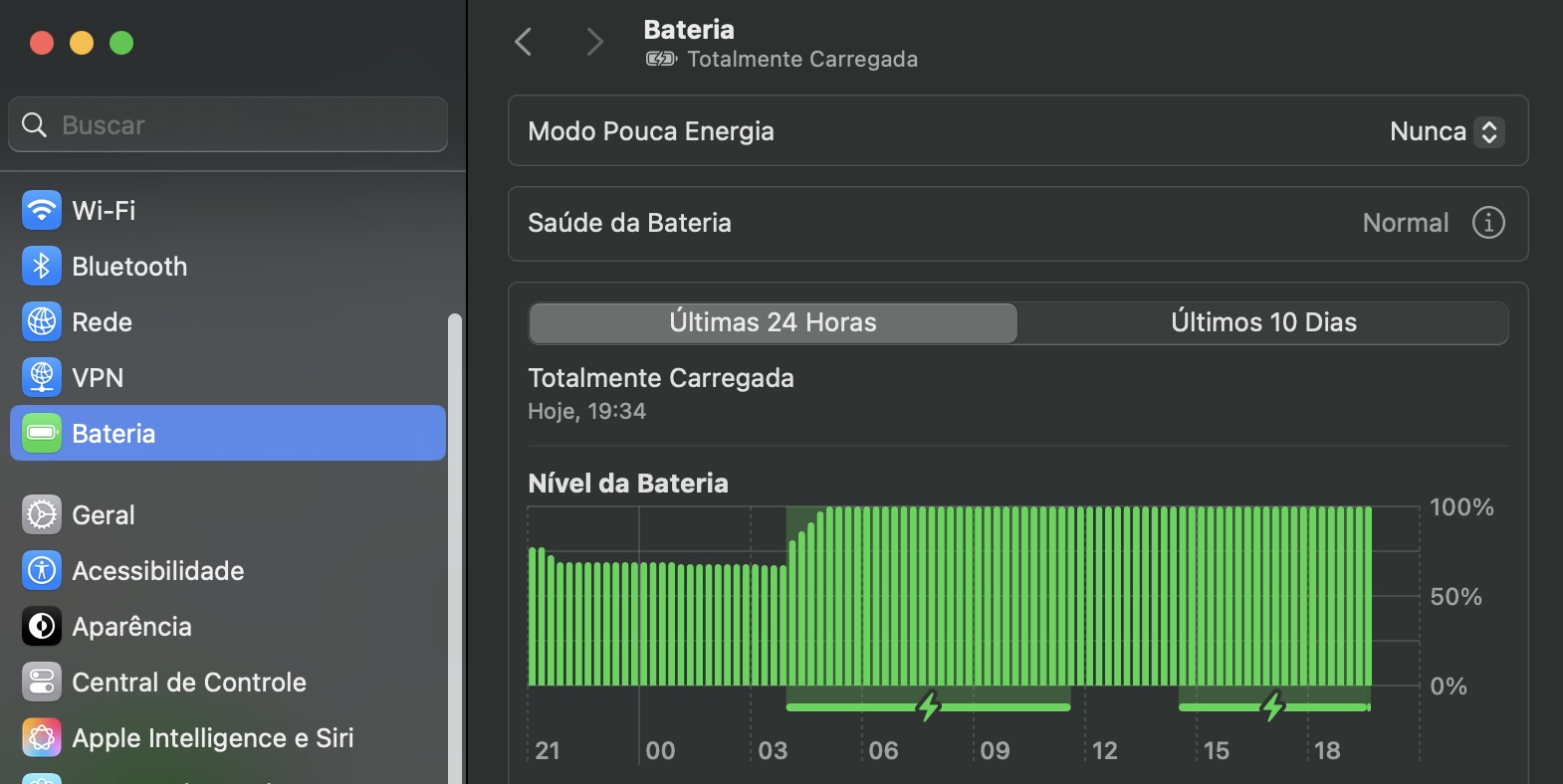 As configurações de Bateria são abertas nos Ajustes do Sistema para reduzir o consumo de energia do Mac.