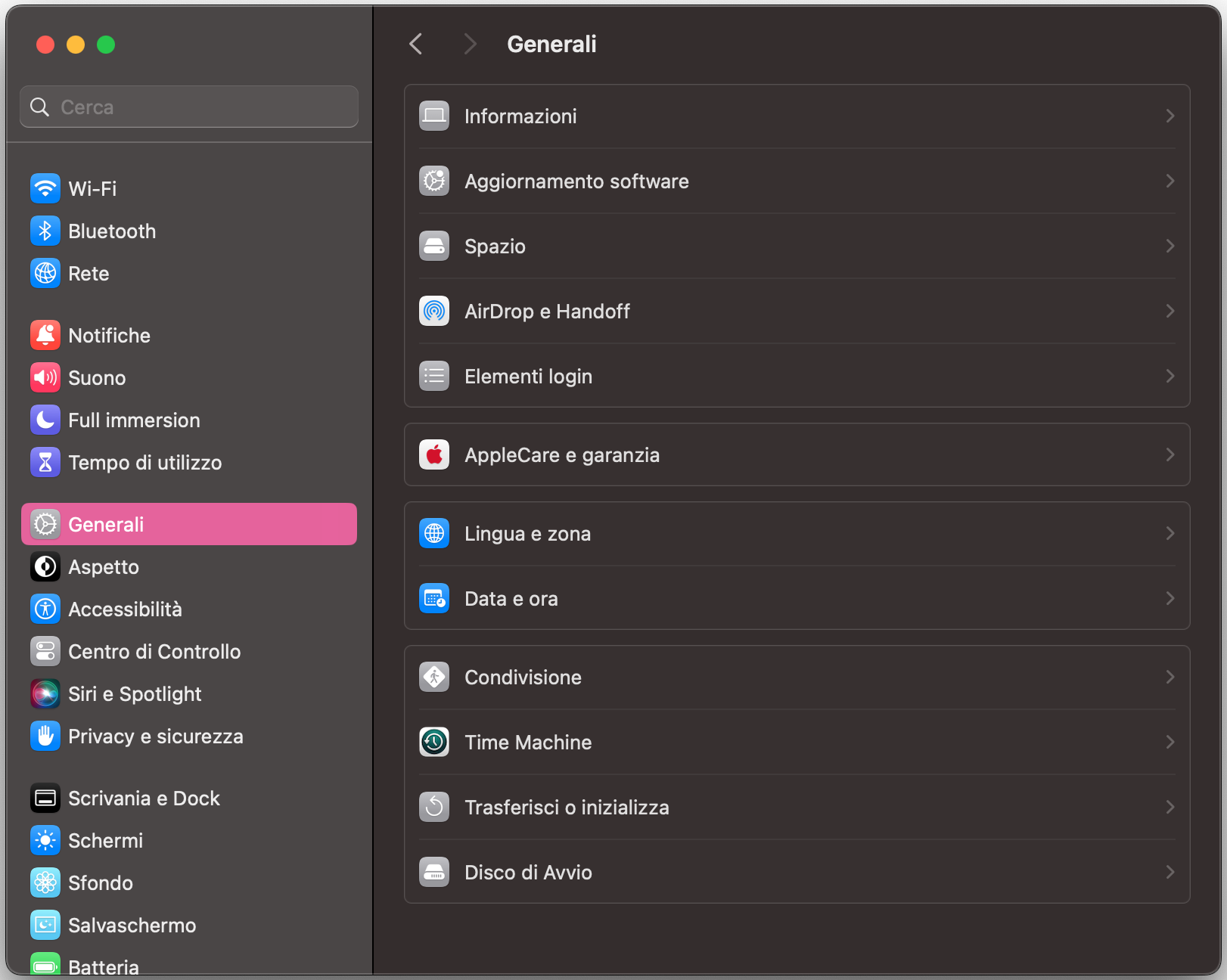 Vai nelle Impostazioni di sistema del tuo Mac, quindi seleziona Generali > Time Machine. Da qui potrai configurare le tue opzioni di backup.