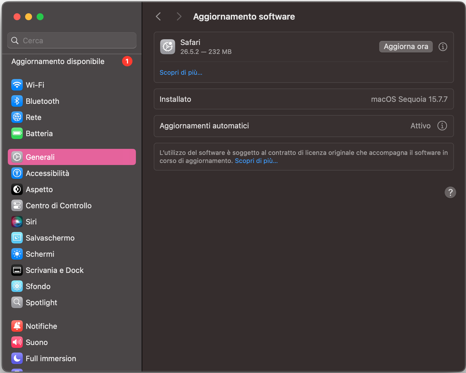Interfaccia di Aggiornamento Software con la versione attuale di macOS e l'opzione Aggiornamenti automatici