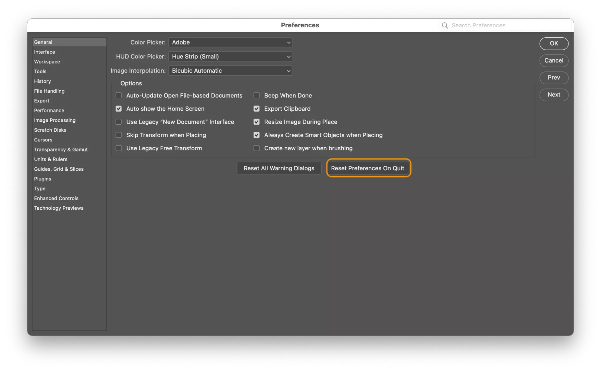 Photoshops innstillingsmeny på Mac som viser delen General. Klikk på Reset Preferences on Quit for å tømme Photoshops innstillinger.